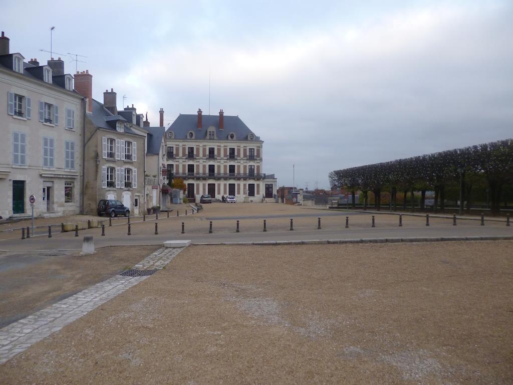 Le Logis De L'Hermine Blois Exterior photo